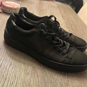Steve Madden black P-Goalz size 10.5